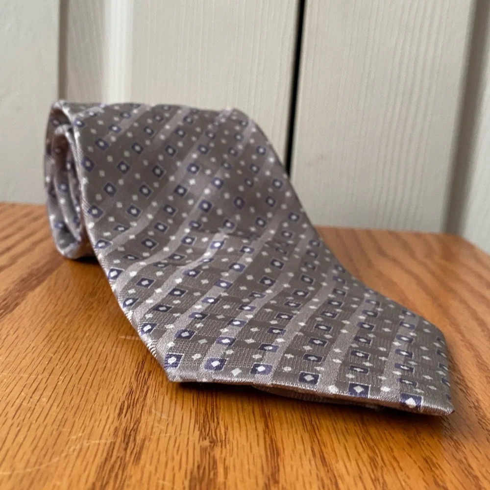 GIORGIO ARMANI Gray and Purple Silk Abstract Print Jacquard Tie